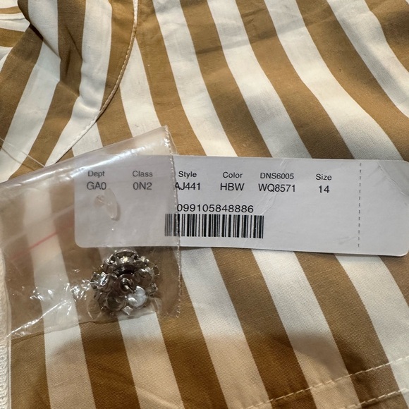 J. Crew Cotton Poplin Popover Tunic with Jeweled Buttons Size 14 NWT - Picture 9 of 9